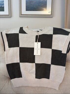moon & madison Green and Cream Checkered Knit Crewneck Sweater